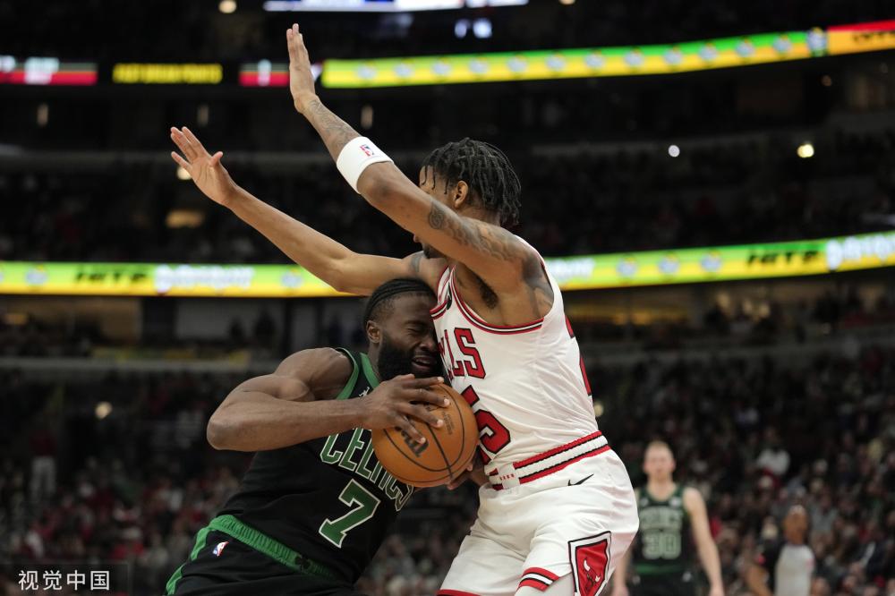 库里不仅砍 库里不仅砍